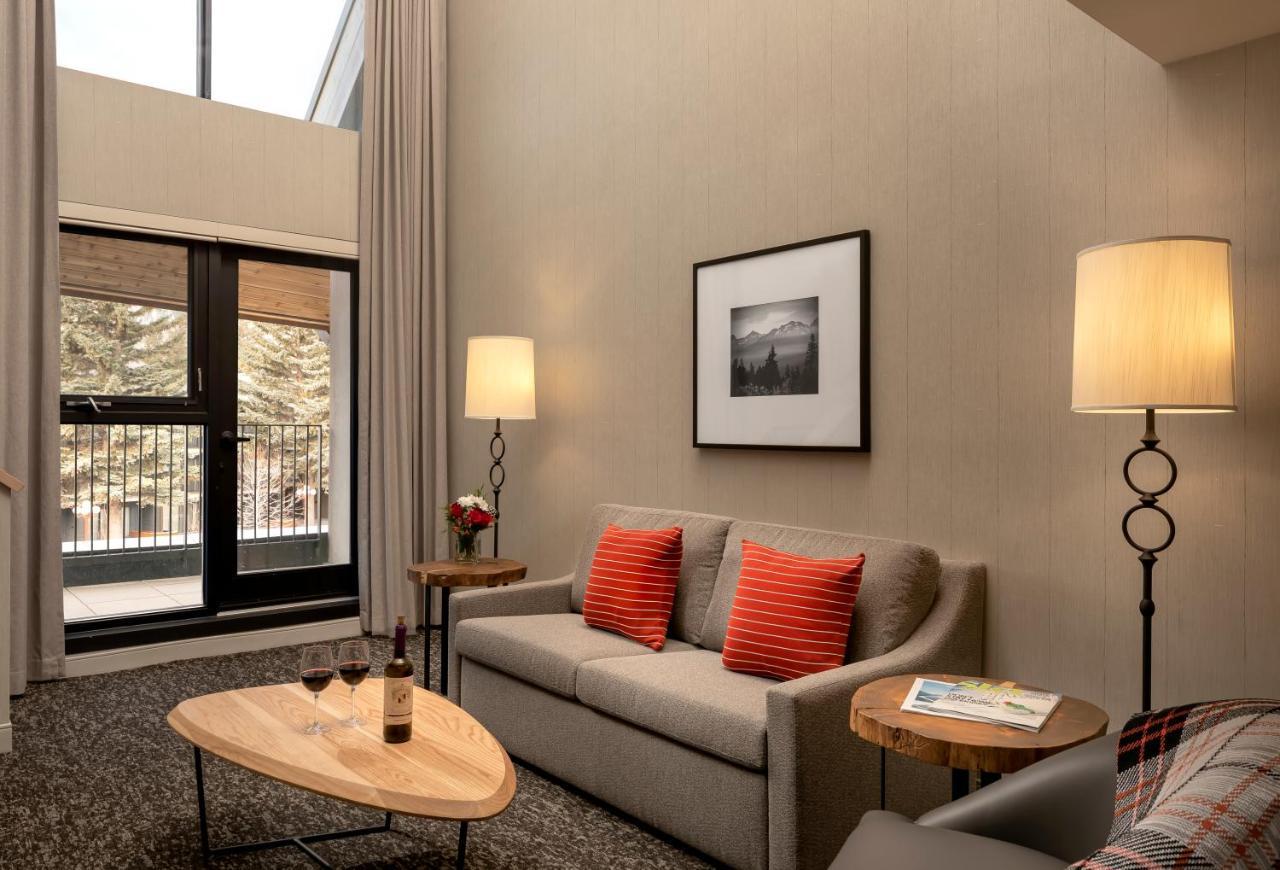 באנף Peaks Hotel And Suites מראה חיצוני תמונה