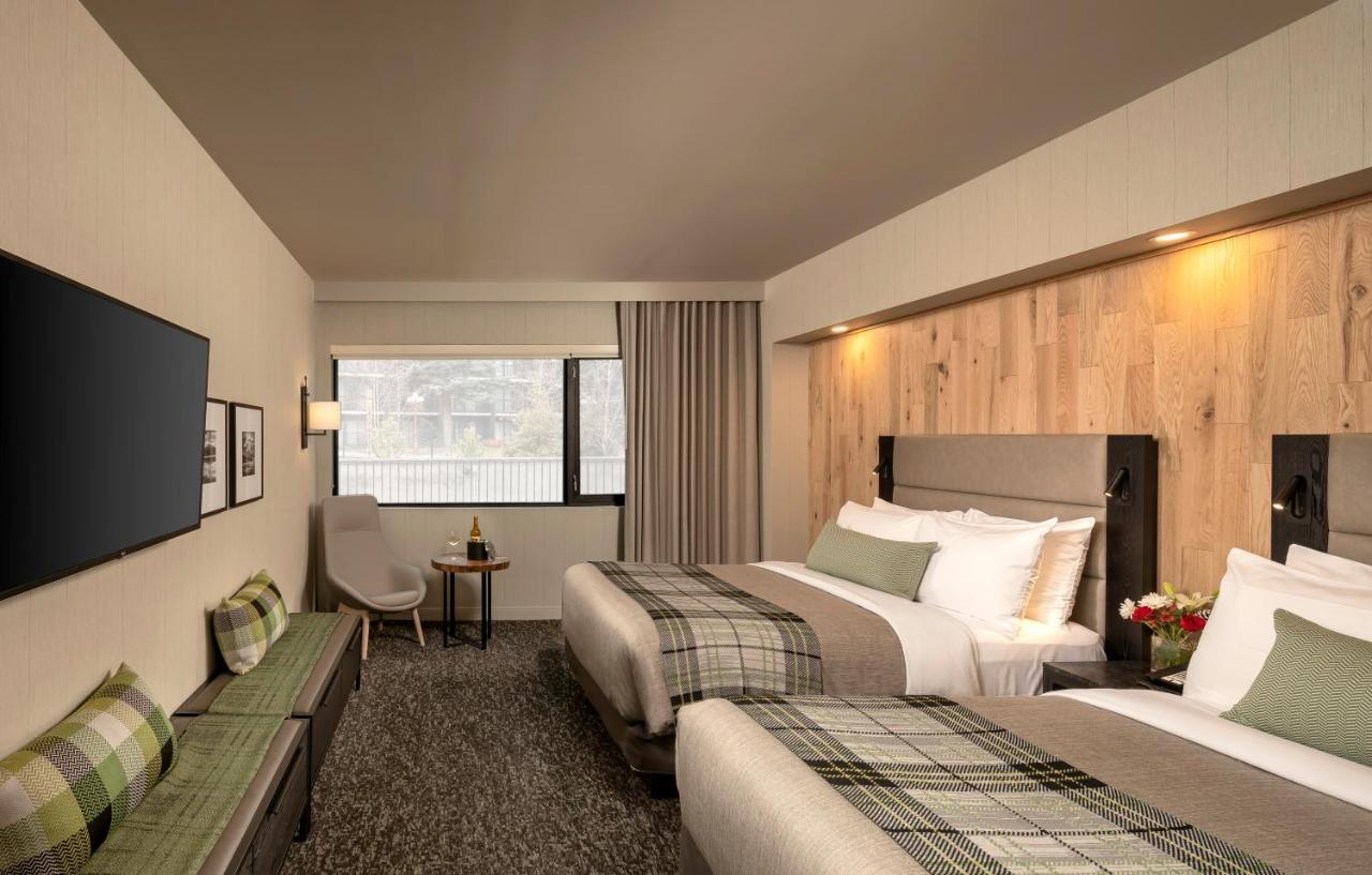 באנף Peaks Hotel And Suites מראה חיצוני תמונה